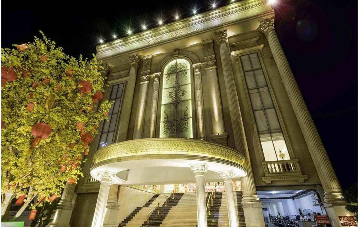 the chateau office for lease for rent in go vap ho chi minh