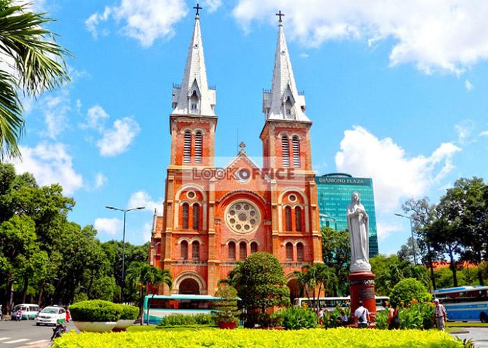 Experience visiting Notre Dame Cathedral attractions in Saigon