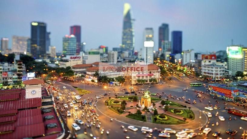 Increasing traffic jam in Vietnam HCMC
