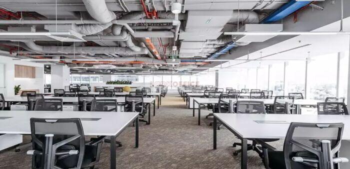 Features of personal office space in District 10